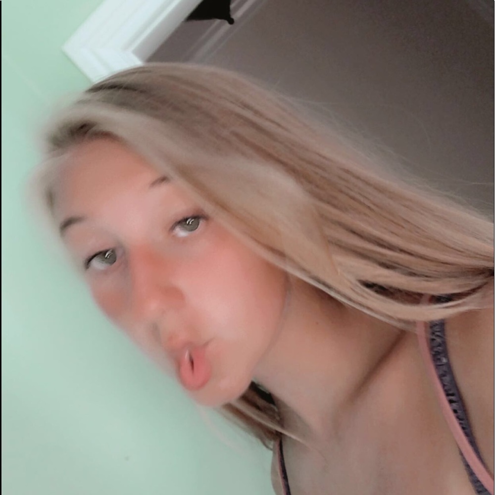 Meet your Posher, Julz rose
